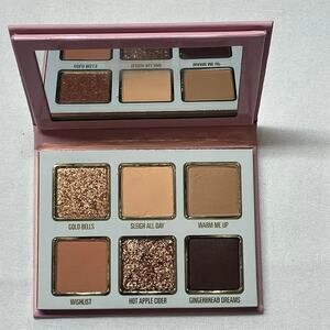 Kylie Jenner Kylie Cosmetics Pressed Powder Eyeshadow Palette Holiday Exclusive